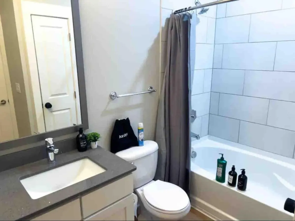 Luxe 1Br Suite In Waverly Charlotte USA